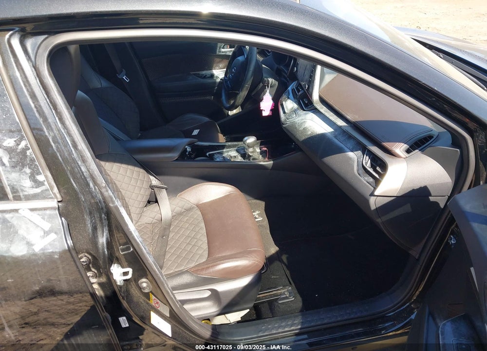 2019 TOYOTA C-HR VIN: NMTKHMBX0KR084659