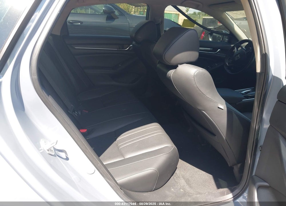 2022 HONDA ACCORD VIN: 1HGCV1F43NA063949