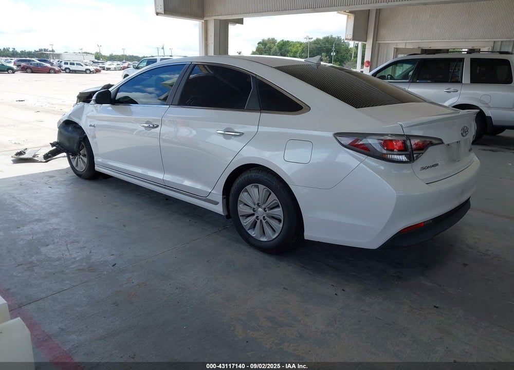 2016 HYUNDAI SONATA HYBRID SE VIN: KMHE24L17GA020127