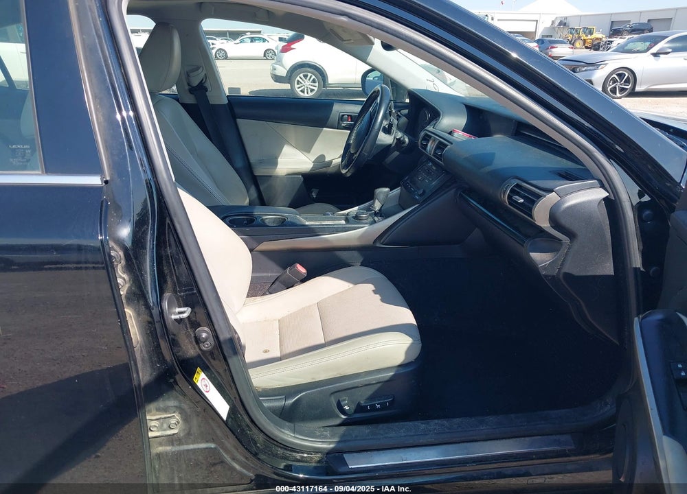 2014 LEXUS IS 250 VIN: JTHBF1D23E5002584
