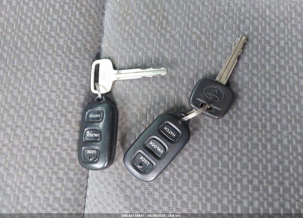 2004 TOYOTA MATRIX STANDARD VIN: 2T1KR32E84C298091