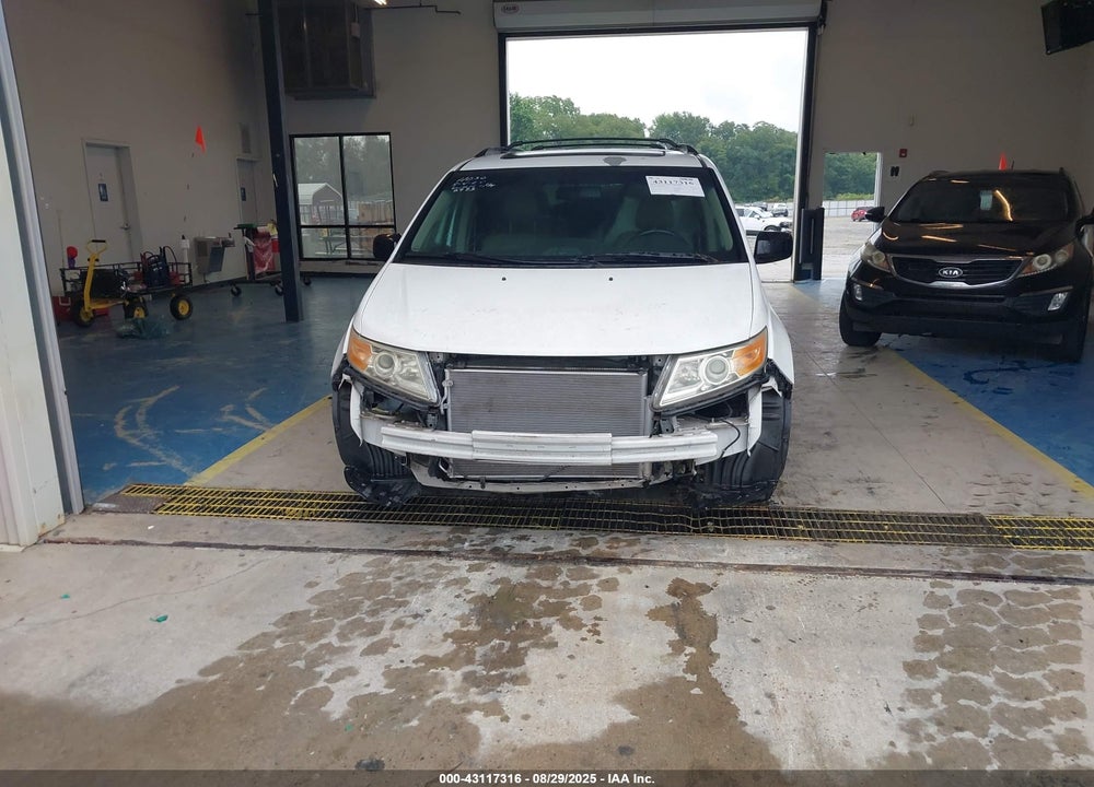 2011 HONDA ODYSSEY VIN: 5FNRL5H67BB052783
