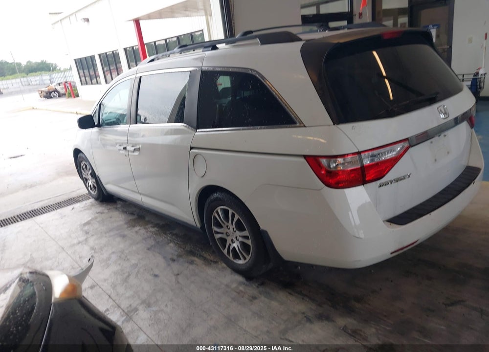2011 HONDA ODYSSEY VIN: 5FNRL5H67BB052783