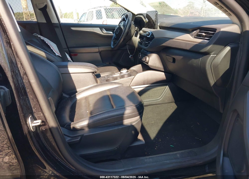 2022 FORD ESCAPE VIN: 1FMCU0H66NUB28622