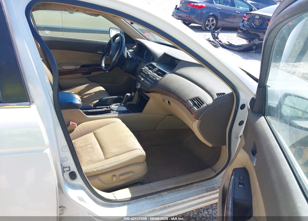 2009 HONDA ACCORD VIN: 1HGCP36889A024269
