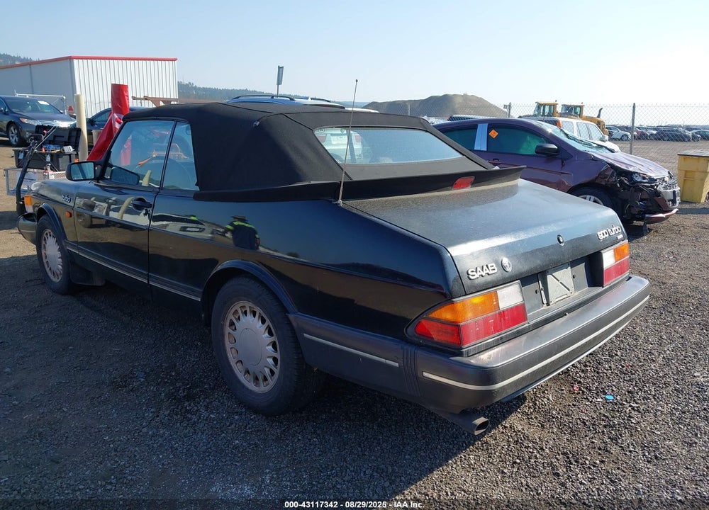 1989 SAAB 900 VIN: YS3AT75L5K7001705