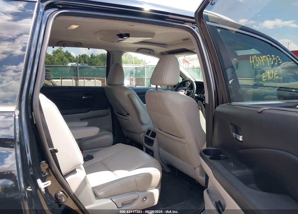 2019 HONDA PILOT VIN: 5FNYF6H69KB021253