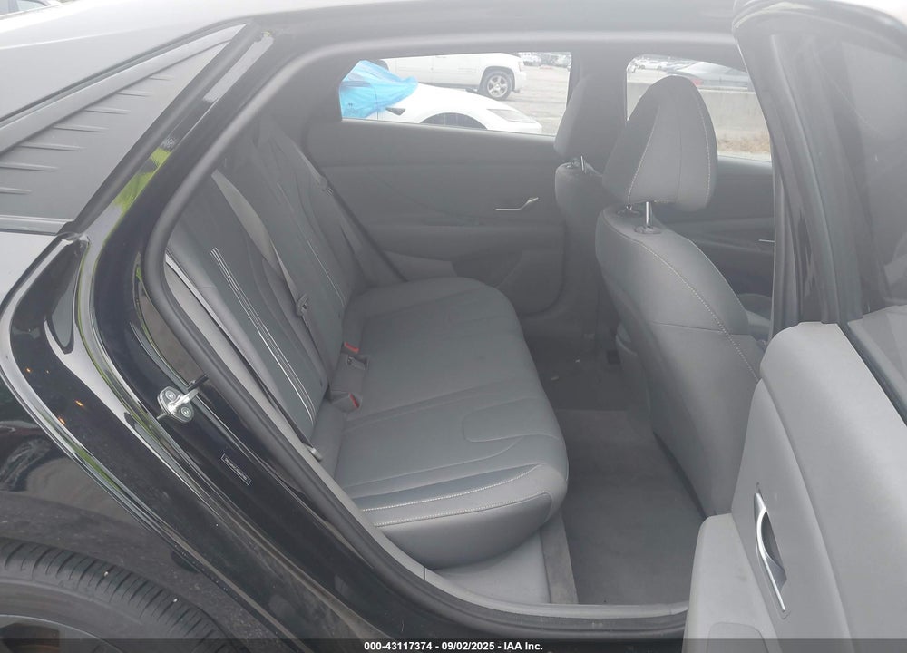 2021 HYUNDAI ELANTRA VIN: 5NPLM4AG7MH027483