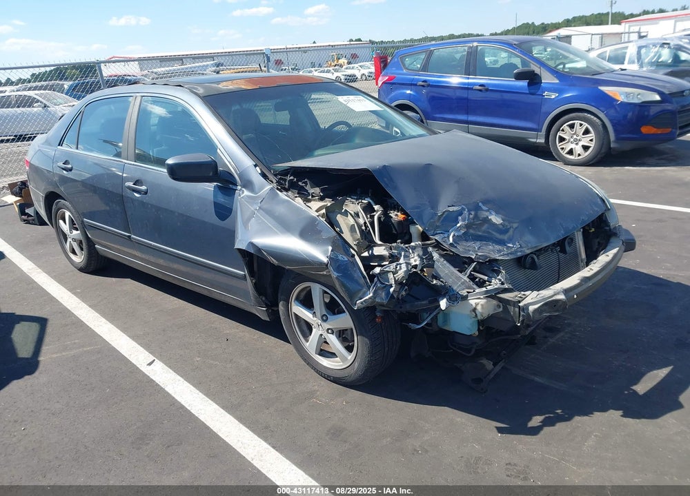2004 HONDA ACCORD 2.4 EX VIN: 1HGCM56824A093813