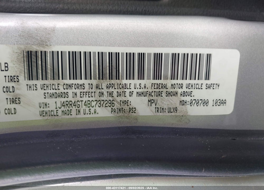 2011 JEEP GRAND CHEROKEE VIN: 1J4RR4GT4BC737296