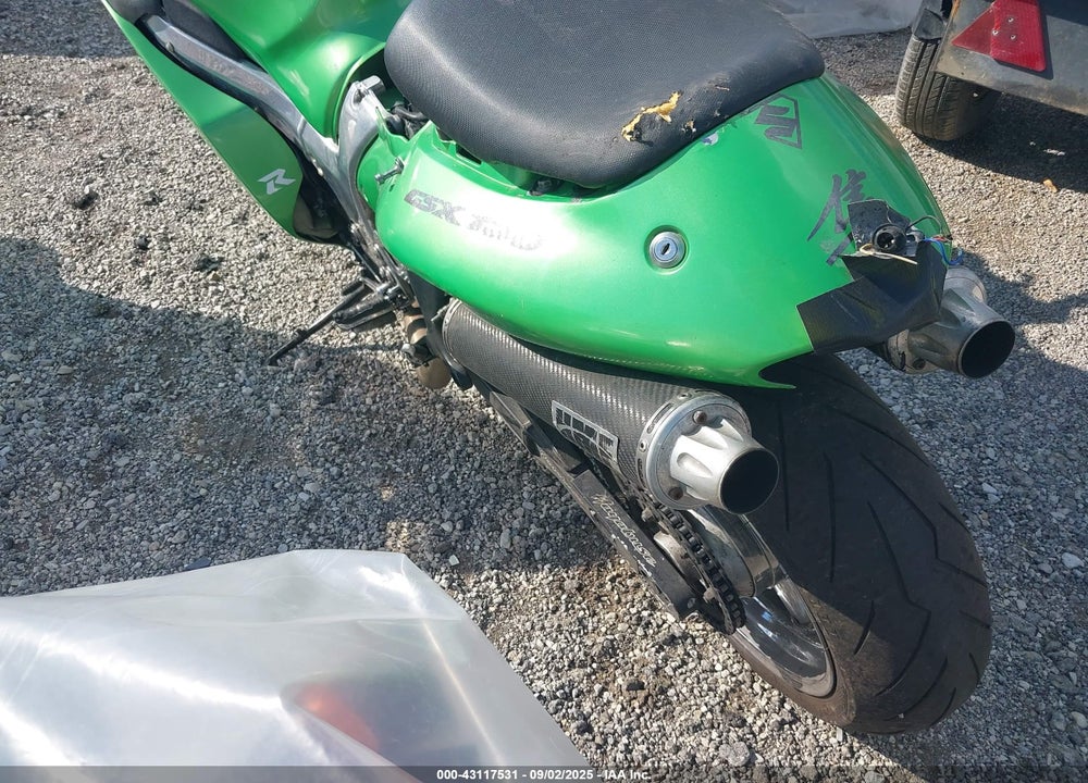 2003 SUZUKI GSX1300 R VIN: JS1GW71A832102601