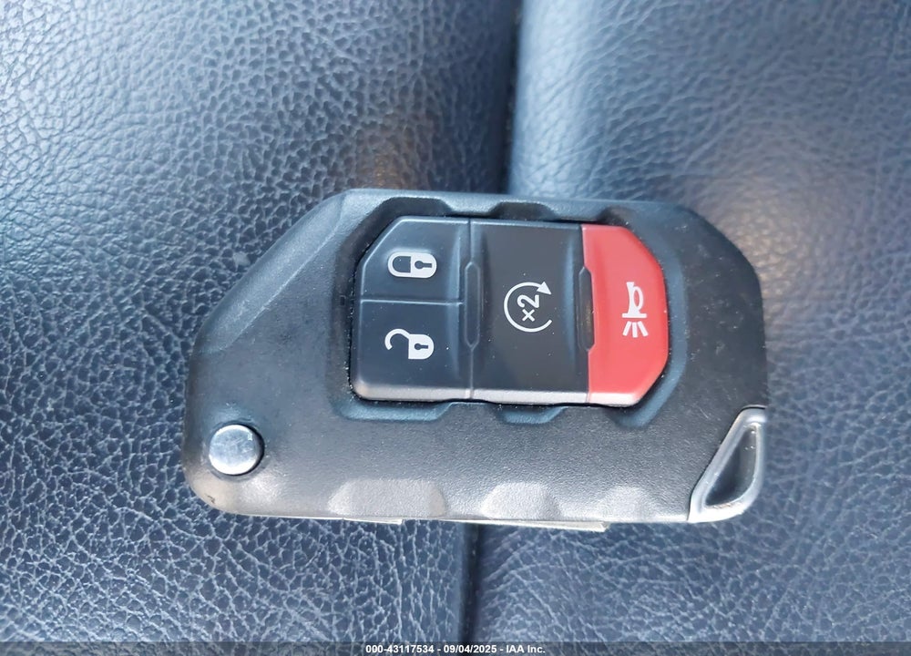2021 JEEP WRANGLER 4XE UNLIMITED SAHARA 4X4 VIN: 1C4JJXP66MW724069
