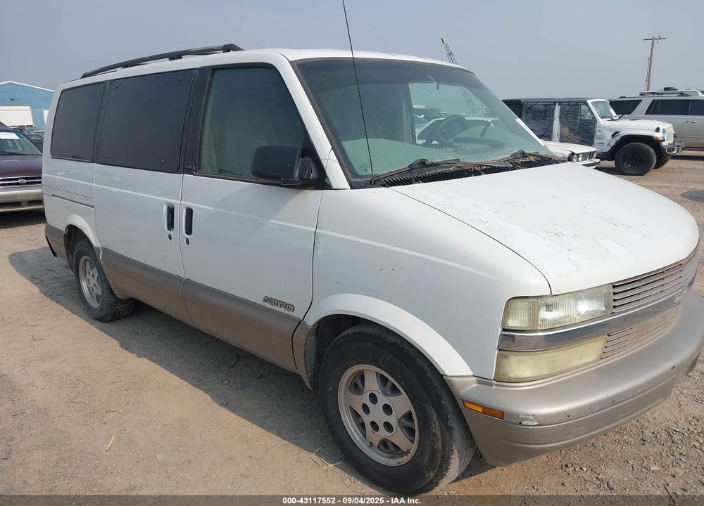 2001 CHEVROLET ASTRO LS VIN: 1GNDM19W31B139734