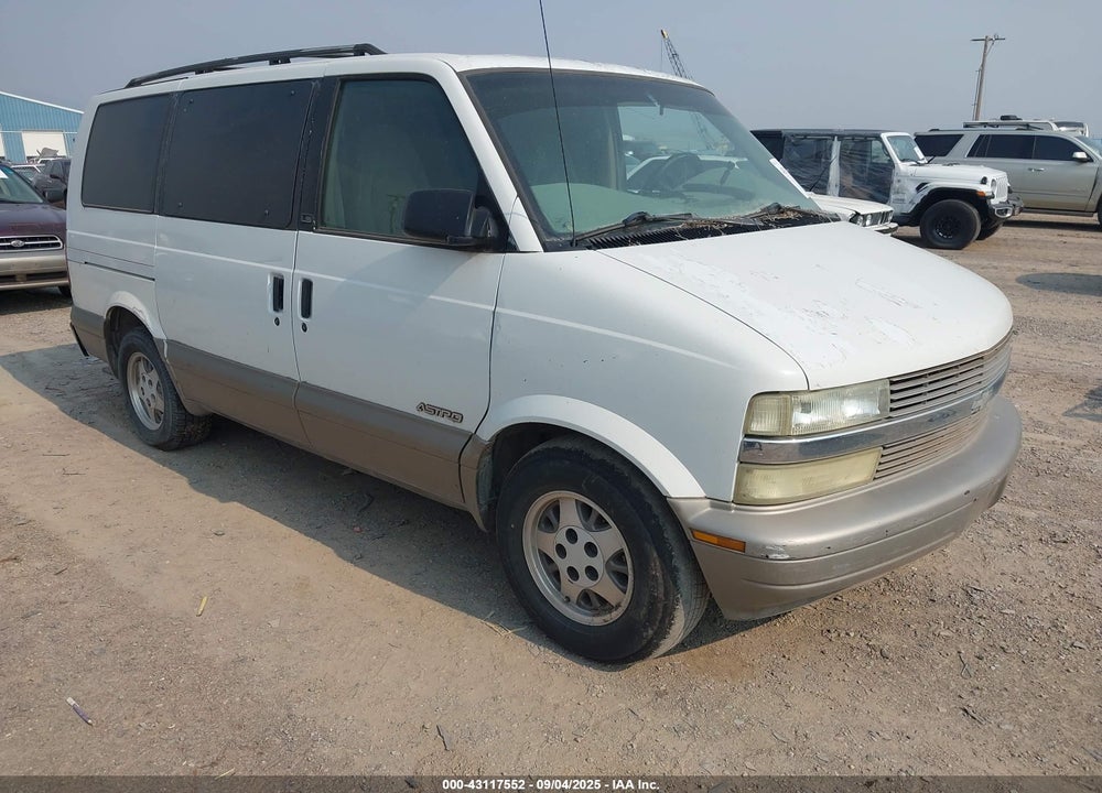 2001 CHEVROLET ASTRO LS VIN: 1GNDM19W31B139734