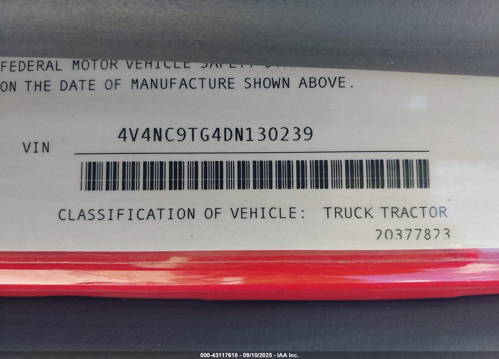 2013 VOLVO VN VNL VIN: 4V4NC9TG4DN130239