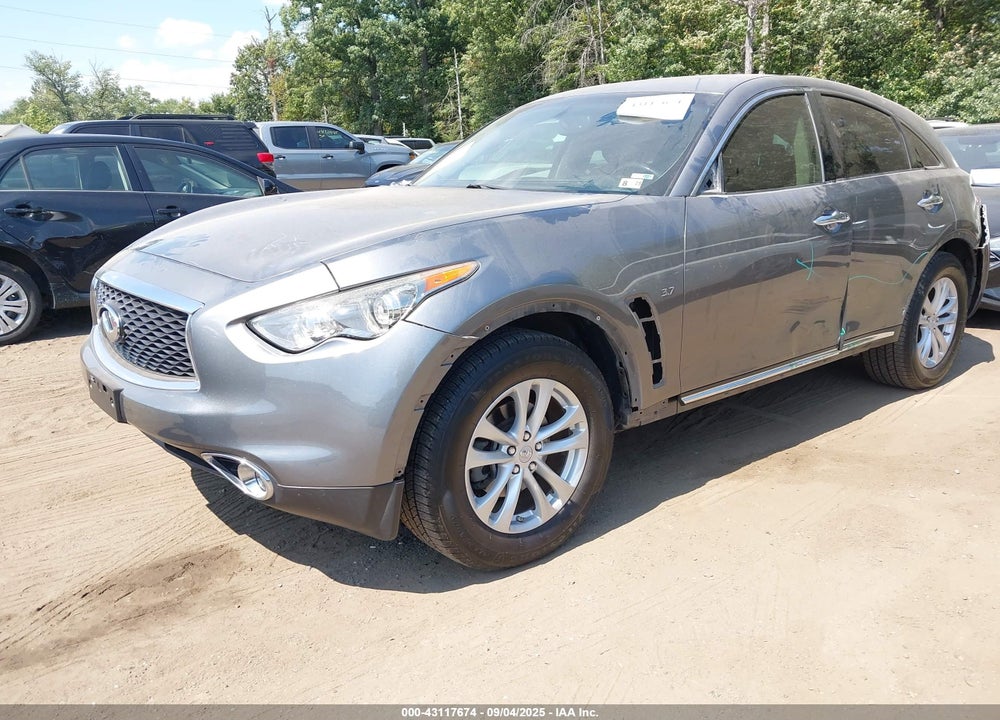2017 INFINITI QX70 VIN: JN8CS1MW3HM415348