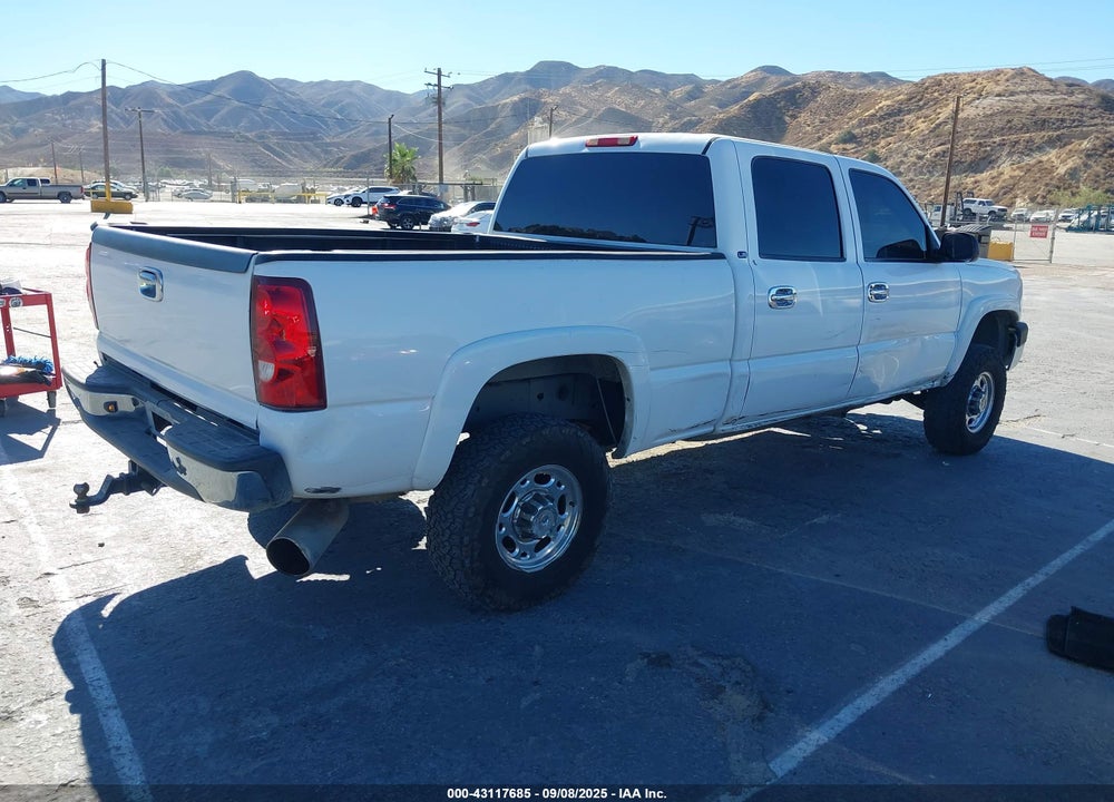 2003 CHEVROLET SILVERADO 2500HD LS VIN: 1GCHC23U53F161255