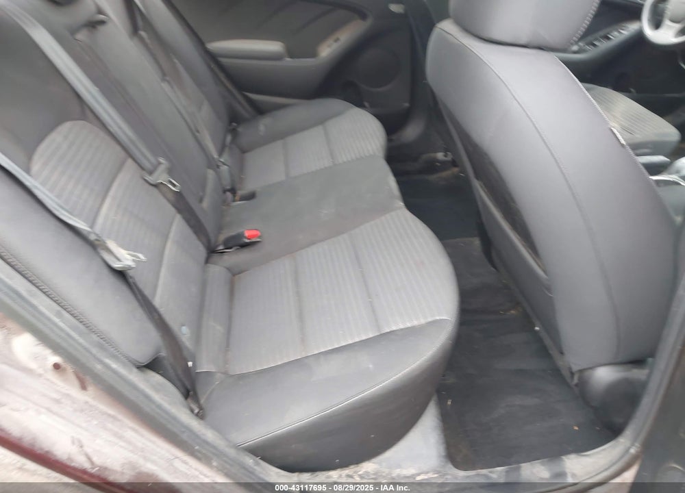 2017 KIA FORTE VIN: 3KPFL4A71HE124379