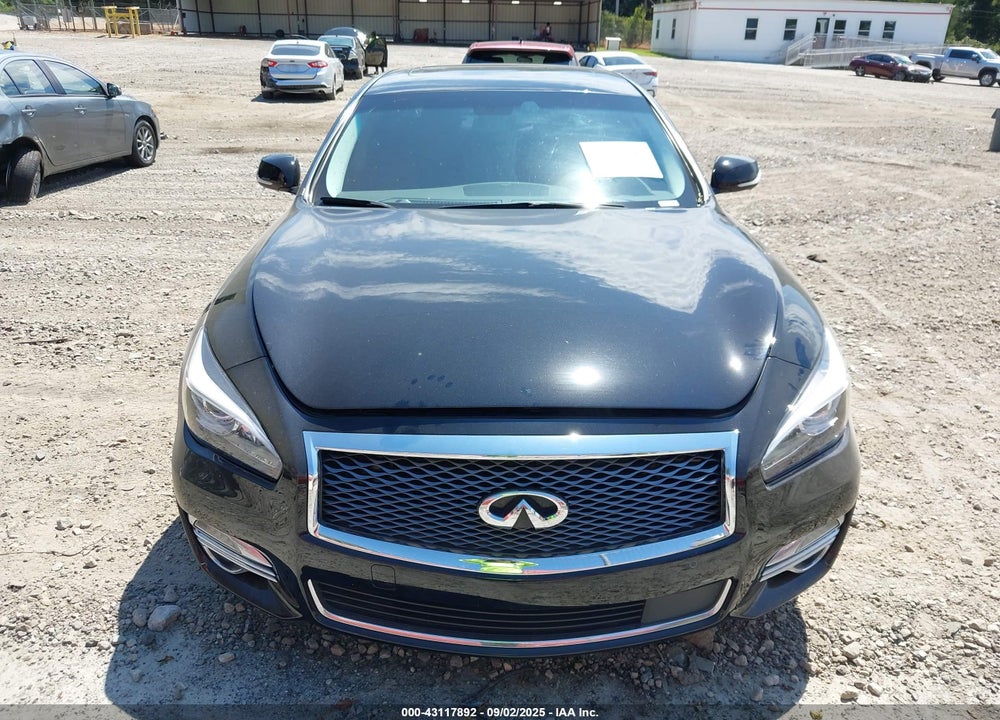 2015 INFINITI Q70 VIN: JN1AY1PP0FM170062
