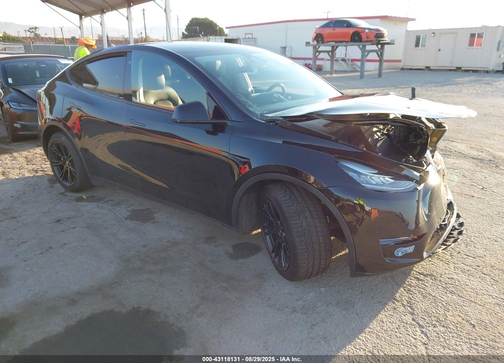 2021 TESLA MODEL Y LONG RANGE DUAL MOTOR ALL-WHEEL DRIVE VIN: 5YJYGDEE0MF240652