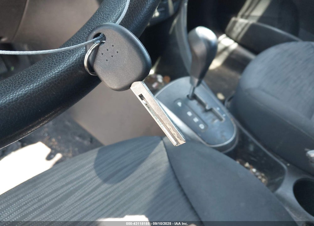 2017 HYUNDAI ACCENT VIN: KMHCT5AE4HU334480
