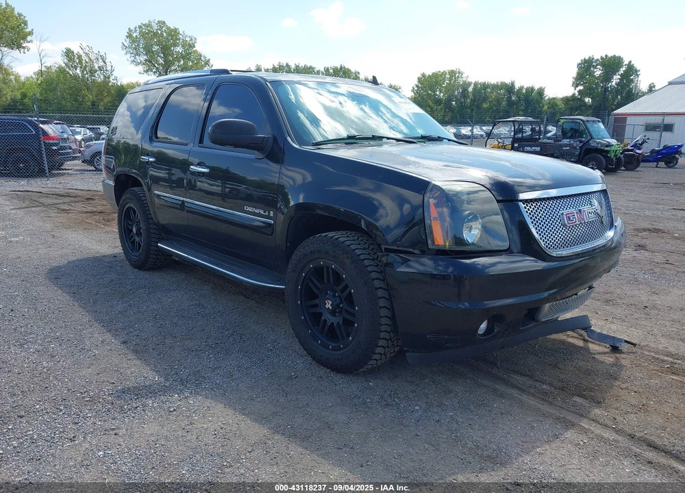 2008 GMC YUKON DENALI VIN: 1GKFK63848J123240