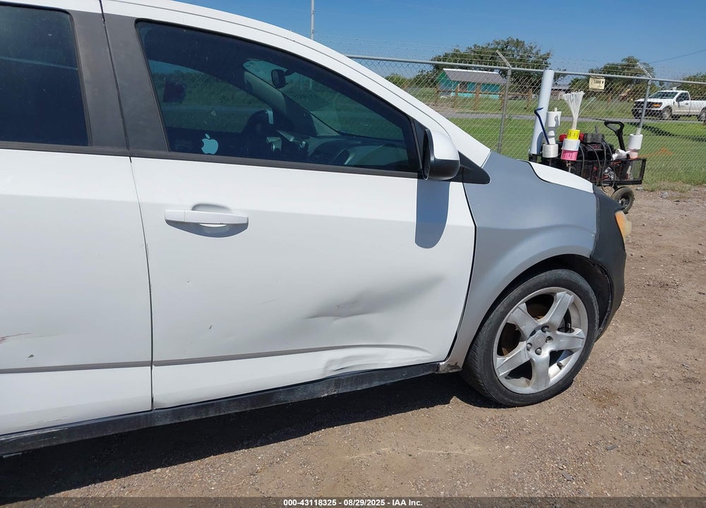 2014 CHEVROLET SONIC VIN: 1G1JA5SH5E4168243