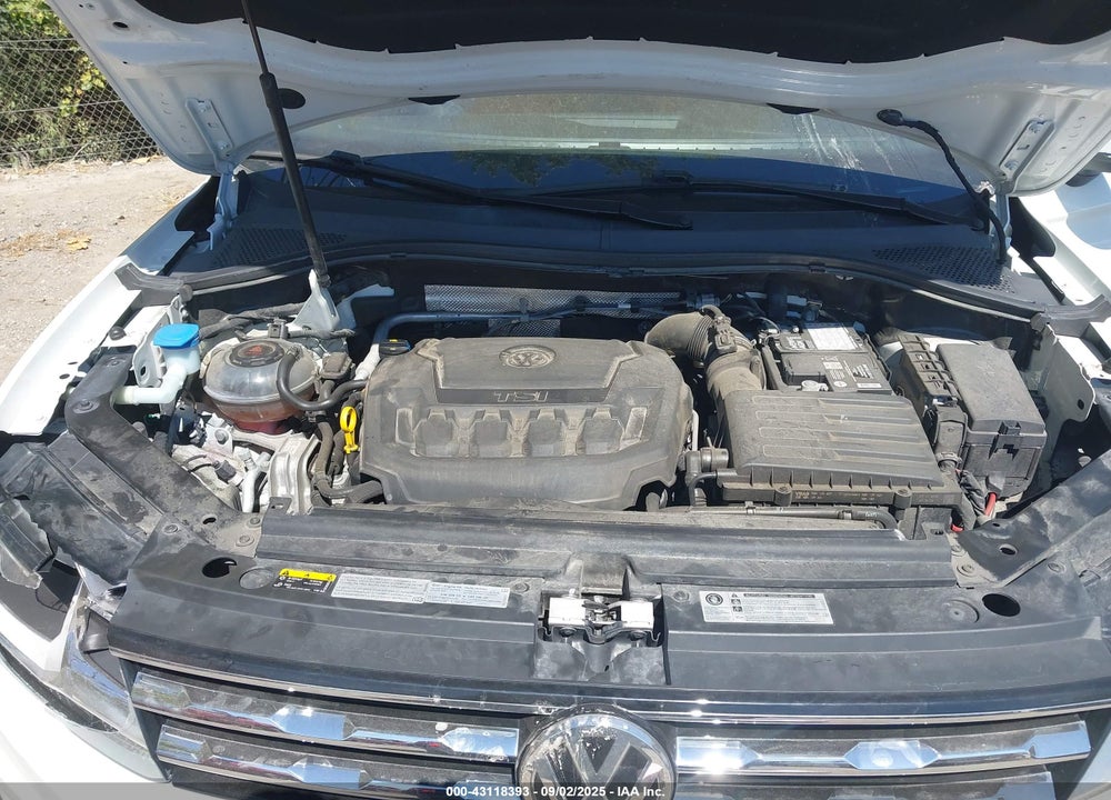 2019 VOLKSWAGEN TIGUAN VIN: 3VV2B7AX2KM044512