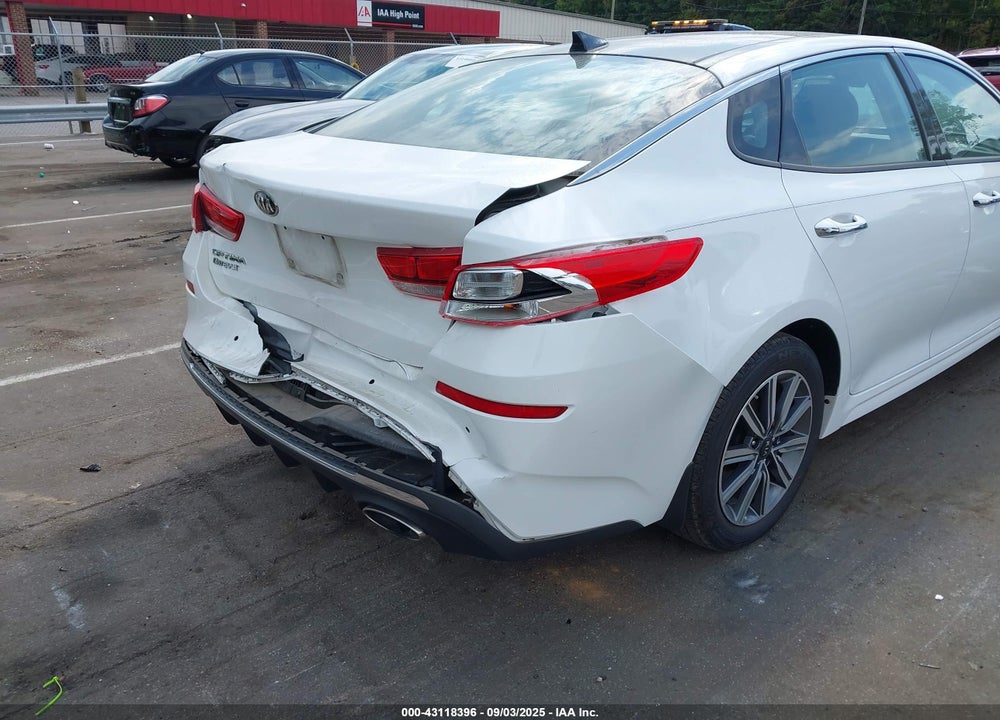 2019 KIA OPTIMA VIN: 5XXGT4L32KG295994