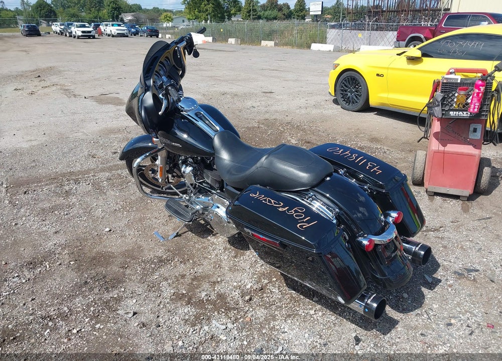 2019 HARLEY-DAVIDSON FLHX VIN: 1HD1KBC12KB618909