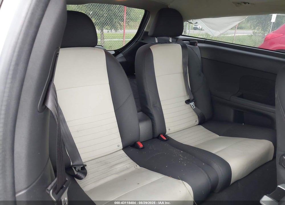 2012 VOLVO C30 VIN: YV1672MKXC2265492