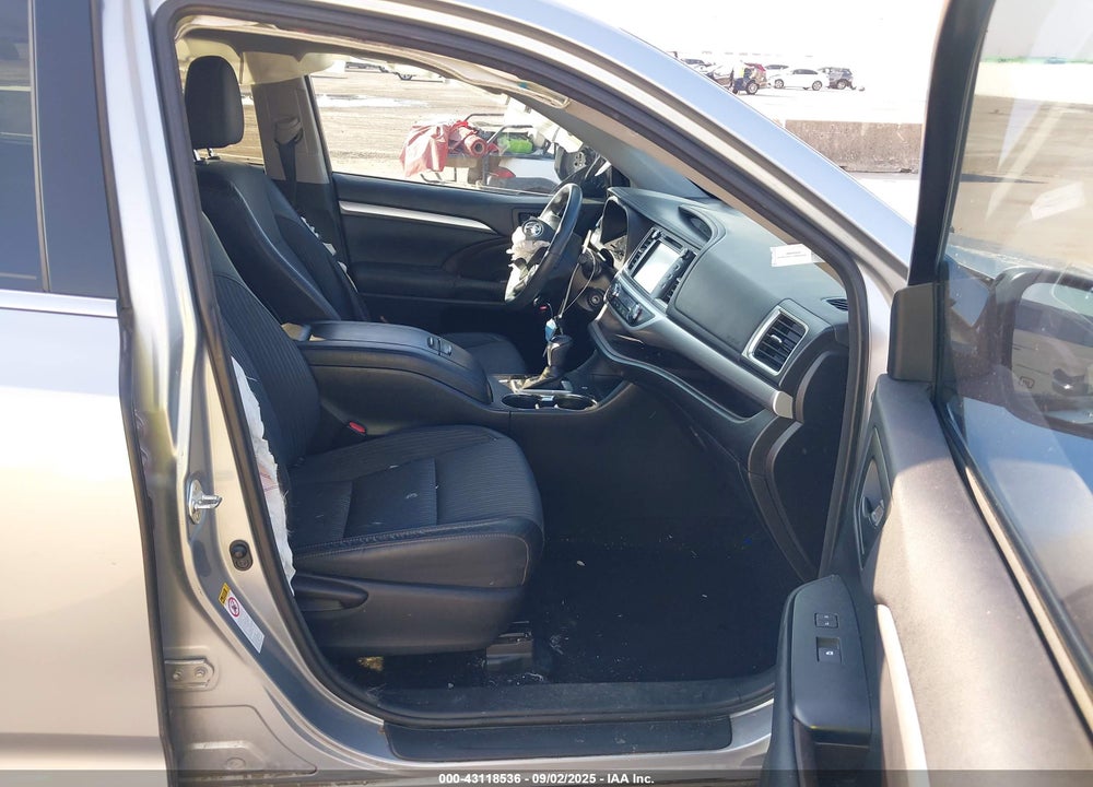 2016 TOYOTA HIGHLANDER VIN: 5TDZKRFH8GS130991