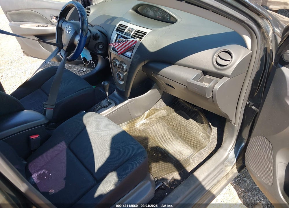 2010 TOYOTA YARIS VIN: JTDBT4K31A1367547
