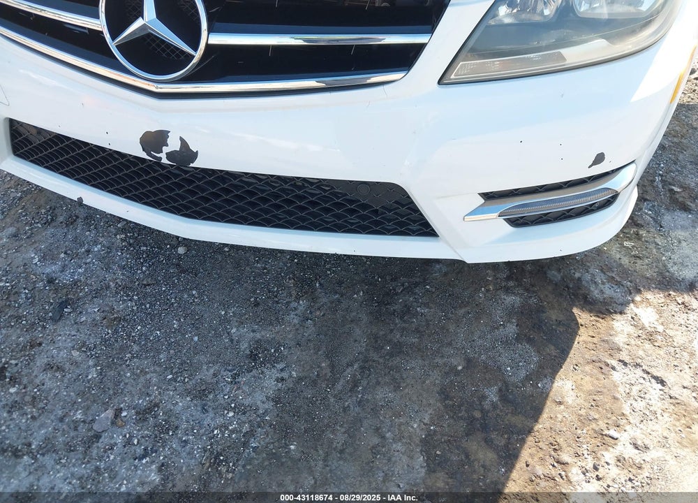 2014 MERCEDES-BENZ C CLASS VIN: WDDGF4HB9EA959866