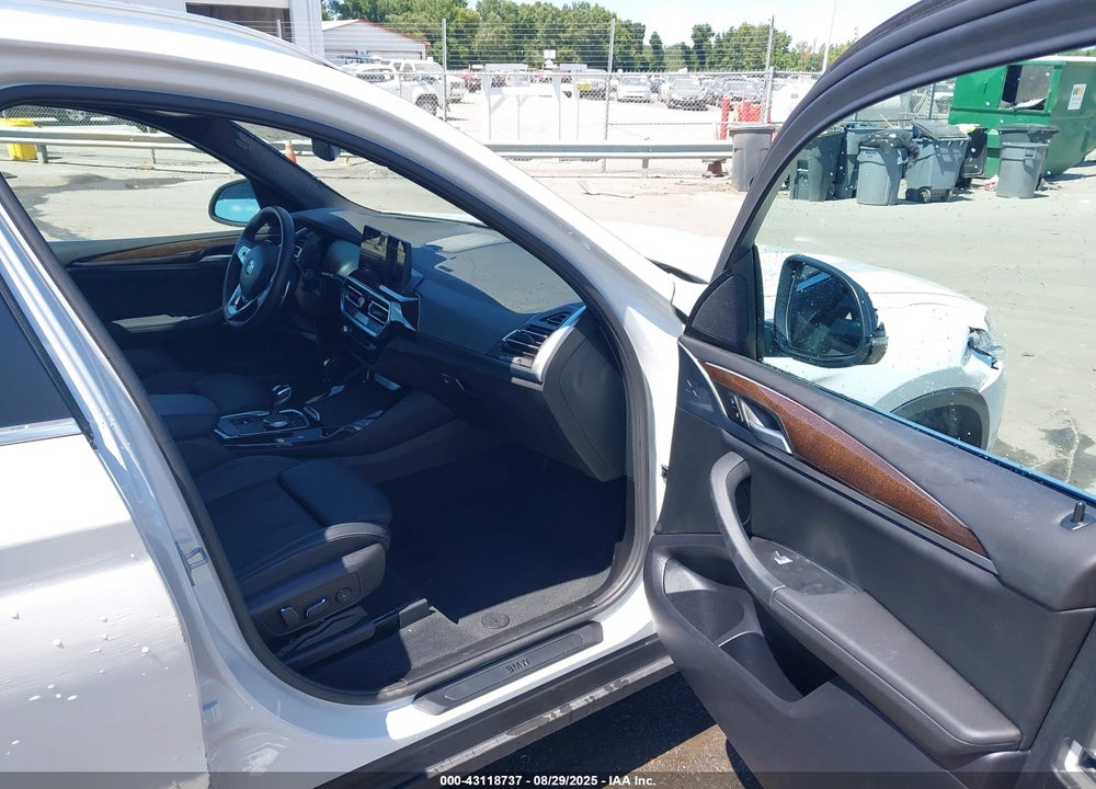 2024 BMW X3 SDRIVE30I VIN: 5UX43DP02R9W77967