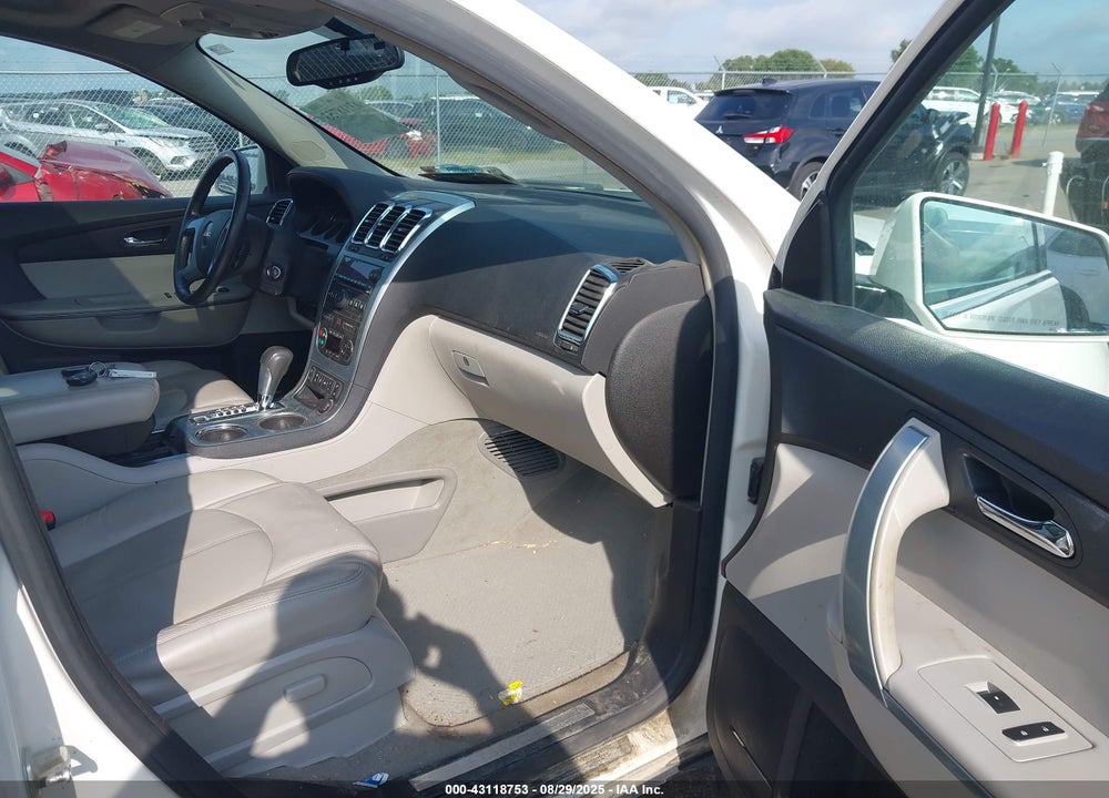 2008 GMC ACADIA VIN: 1GKER237X8J113917