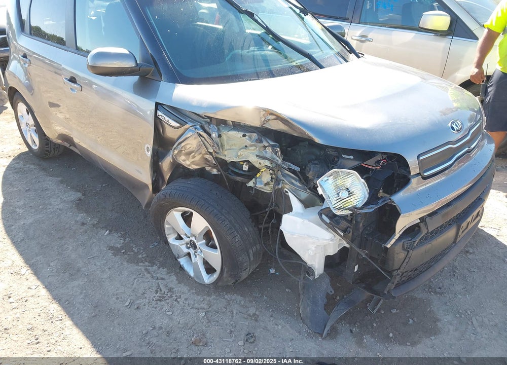 2018 KIA SOUL VIN: KNDJN2A28J7614319