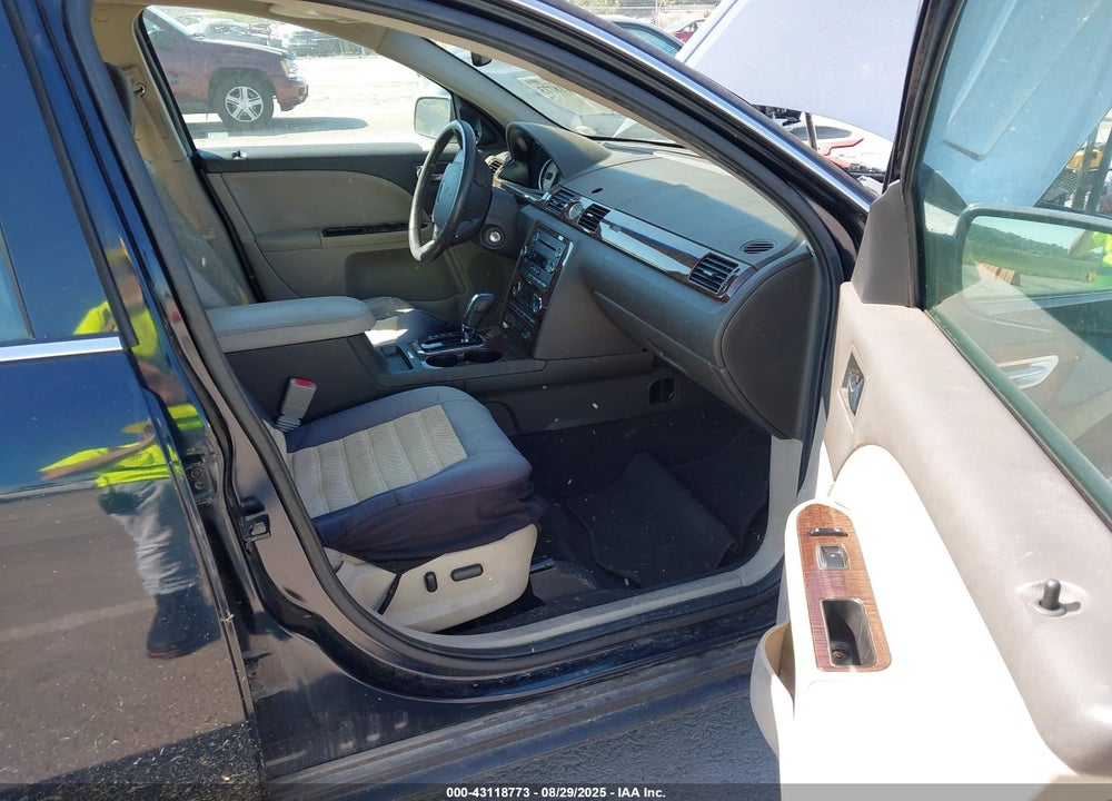 2009 FORD TAURUS VIN: 1FAHP25W59G124430