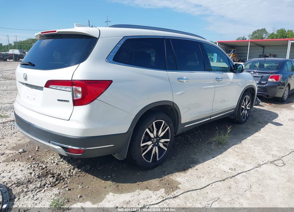 2022 HONDA PILOT VIN: 5FNYF5H61NB016417
