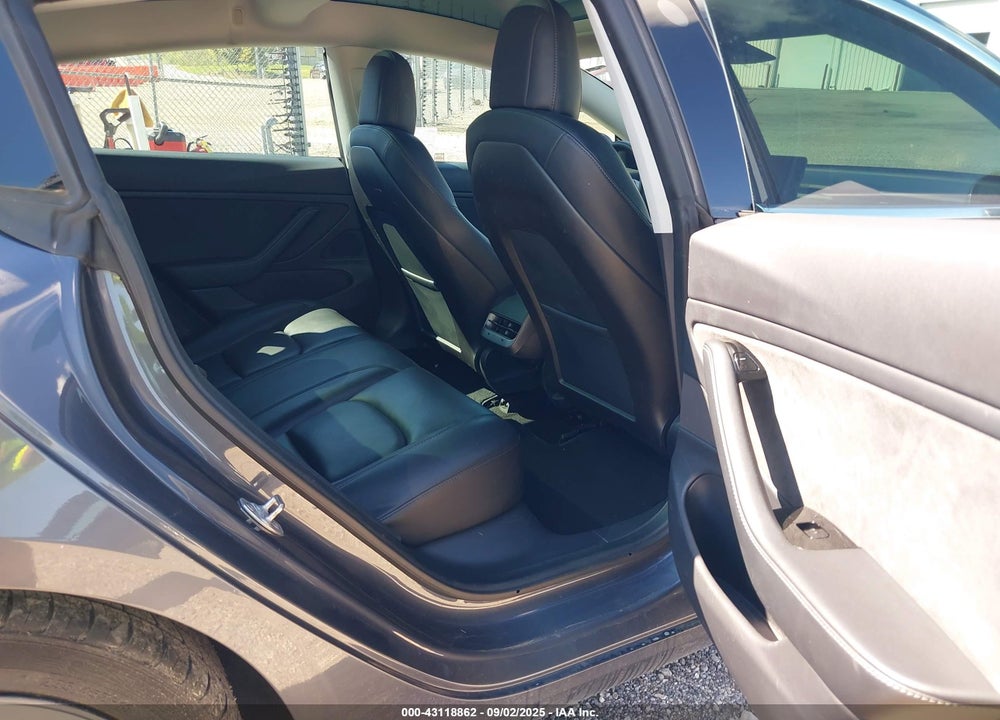 2020 TESLA MODEL 3 VIN: 5YJ3E1EB5LF627748