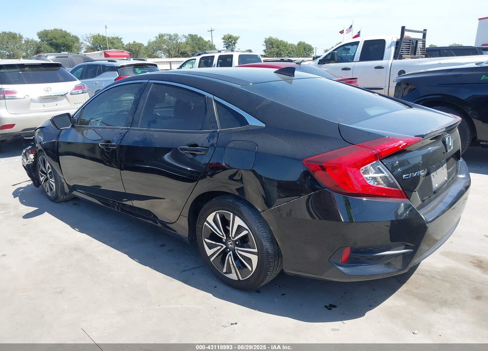 2018 HONDA CIVIC VIN: JHMFC1F3XJX008798