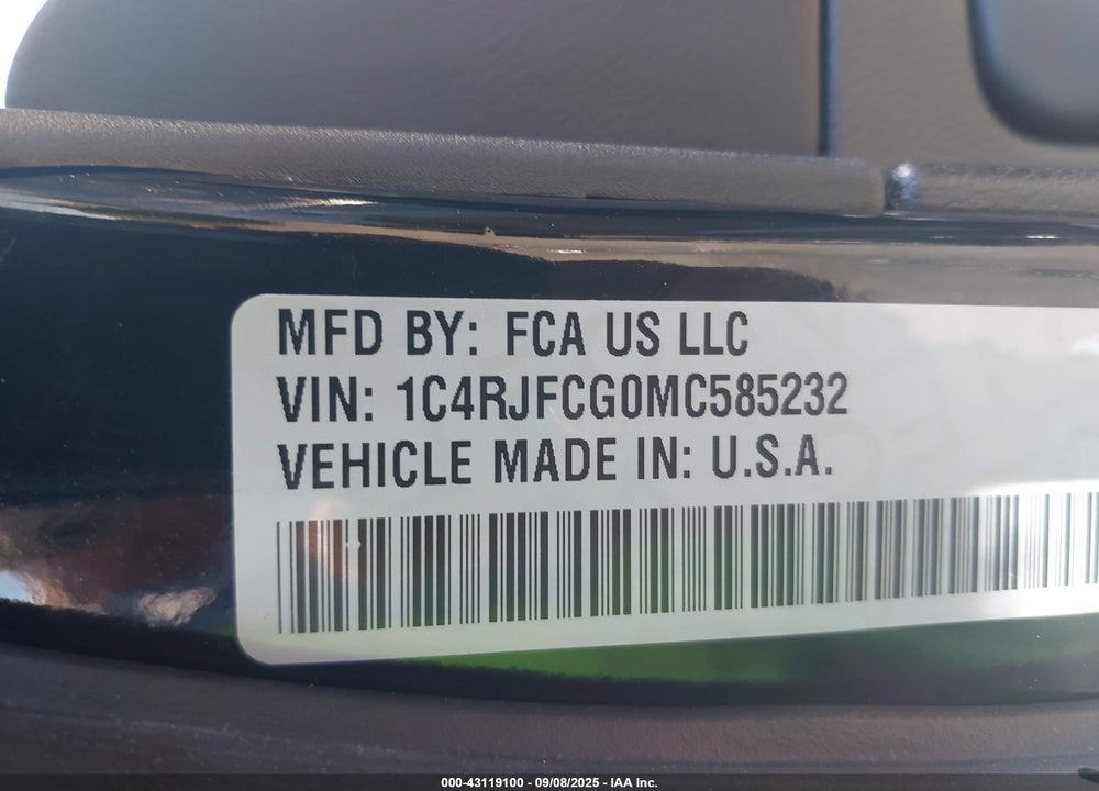 2021 JEEP GRAND CHEROKEE VIN: 1C4RJFCG0MC585232