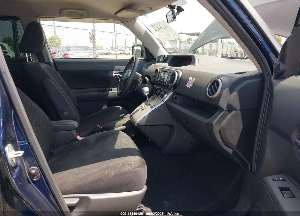 2008 SCION XB VIN: JTLKE50E181053626