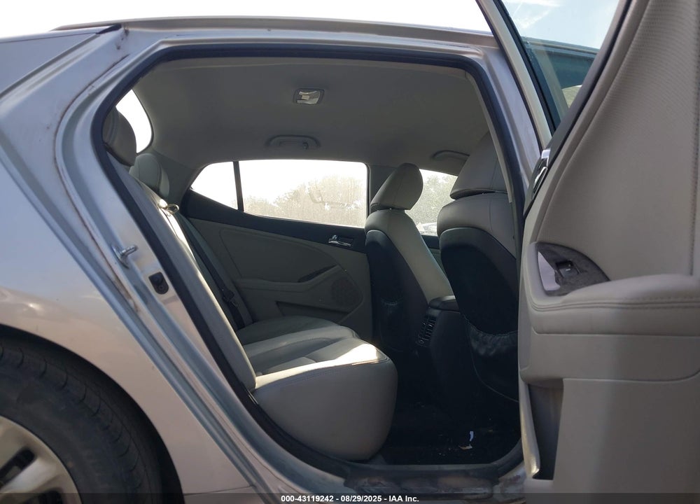 2012 KIA OPTIMA VIN: 5XXGN4A77CG005492