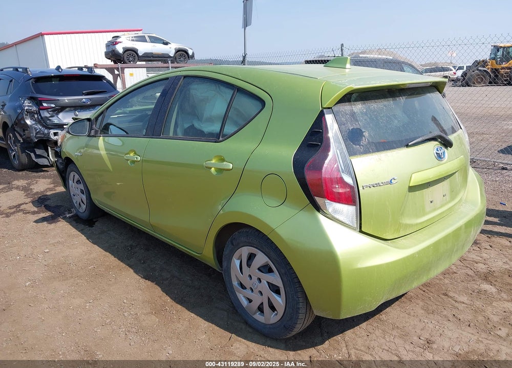 2015 TOYOTA PRIUS C VIN: JTDKDTB35F1094496