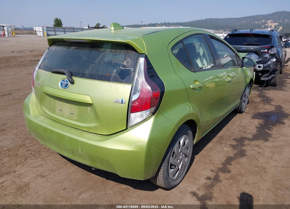 2015 TOYOTA PRIUS C VIN: JTDKDTB35F1094496