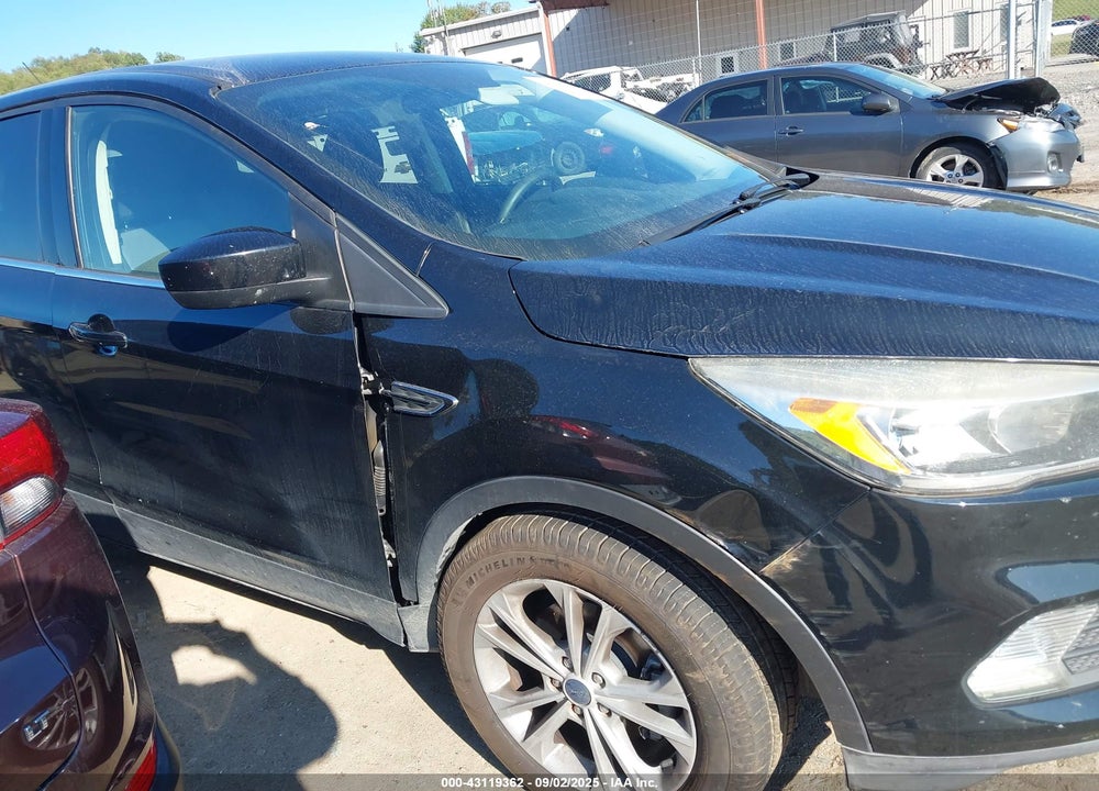 2017 FORD ESCAPE SE VIN: 1FMCU0GD1HUE53179