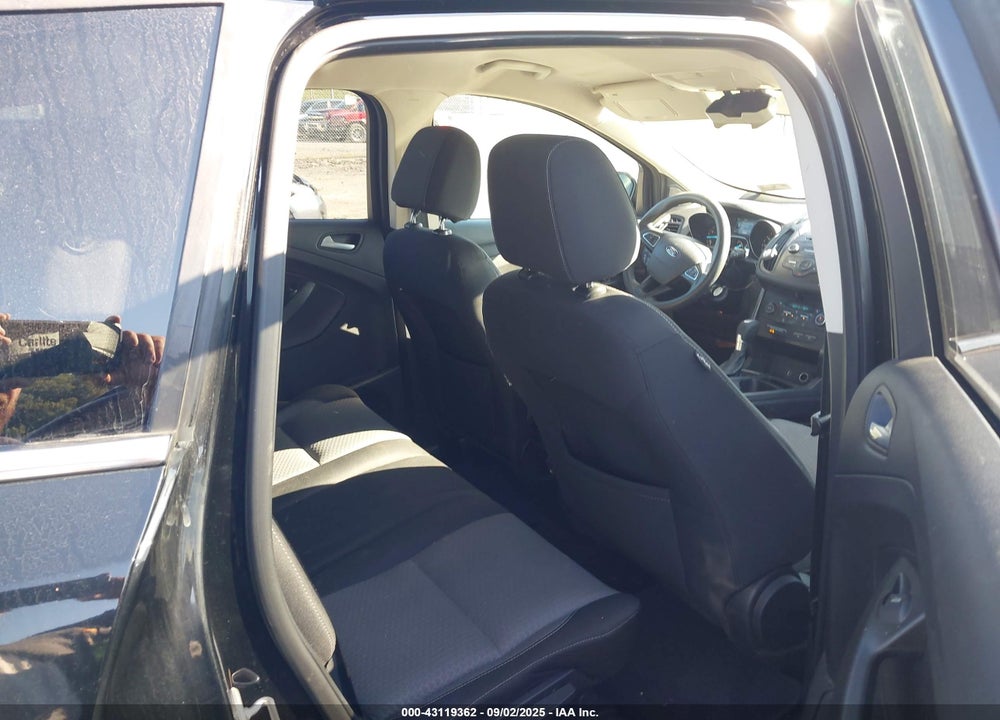 2017 FORD ESCAPE SE VIN: 1FMCU0GD1HUE53179
