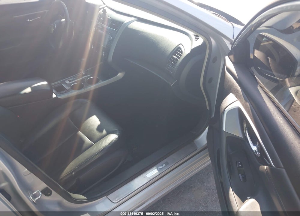 2013 NISSAN ALTIMA VIN: 1N4BL3AP4DC148627