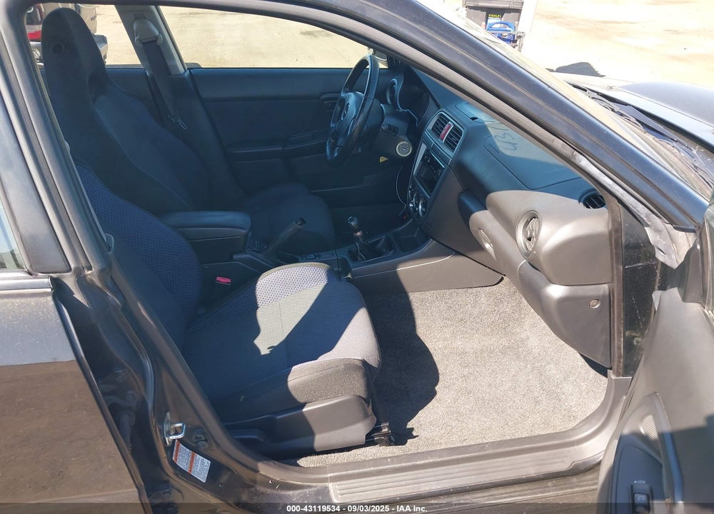 2004 SUBARU IMPREZA WRX VIN: JF1GD29664G518817